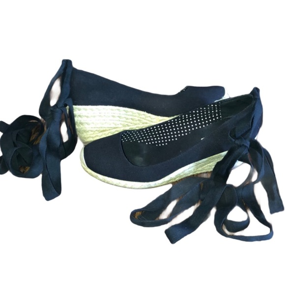 Steve Madden Black Tie Up Espadrille Wedges - Picture 5 of 15